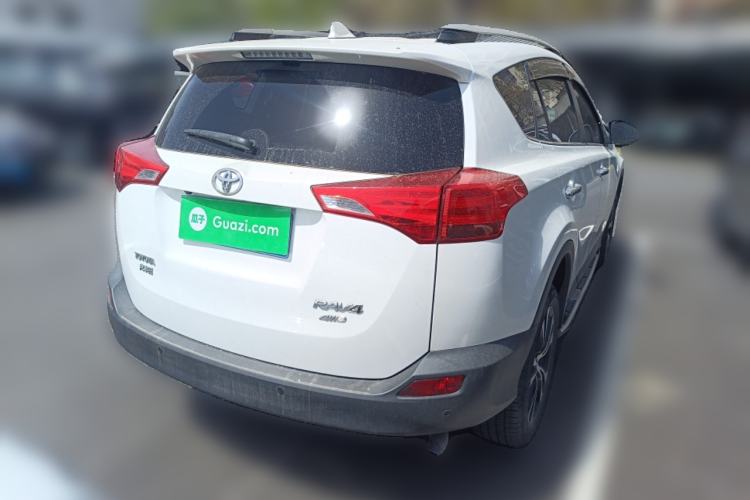 Used Toyota RAV4 2015 2.5L Automatic 4x4 Elite Edition
