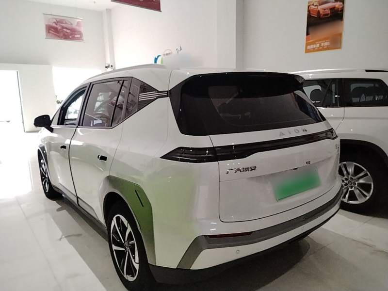 Used AION Y 2023 Younger Star Edition — 4
