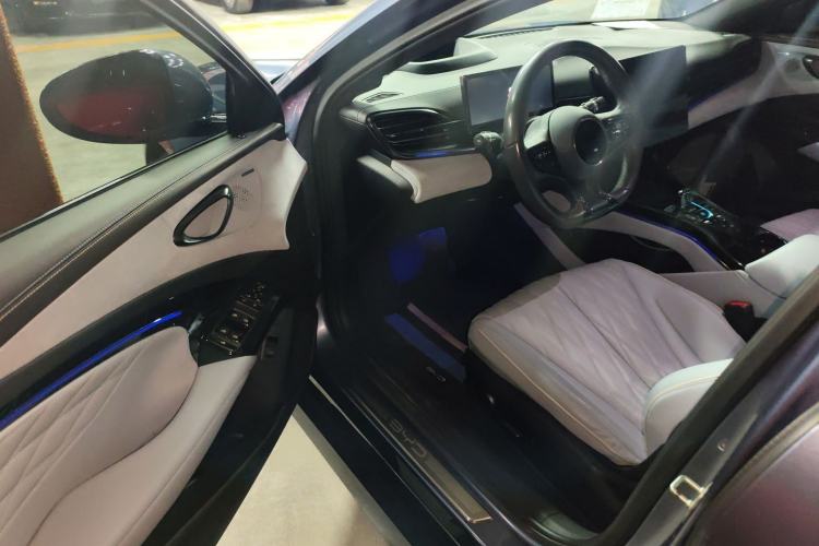 Used BYD Seal 2022 700 km Long-Range Rear-Wheel-Drive Version