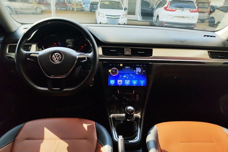 Used Volkswagen Bora 2016 1.6L Manual Comfort Model
