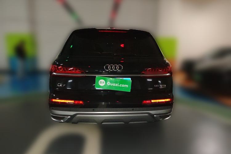 Used Audi Q7 2020 55 TFSI quattro S line sports model Rear