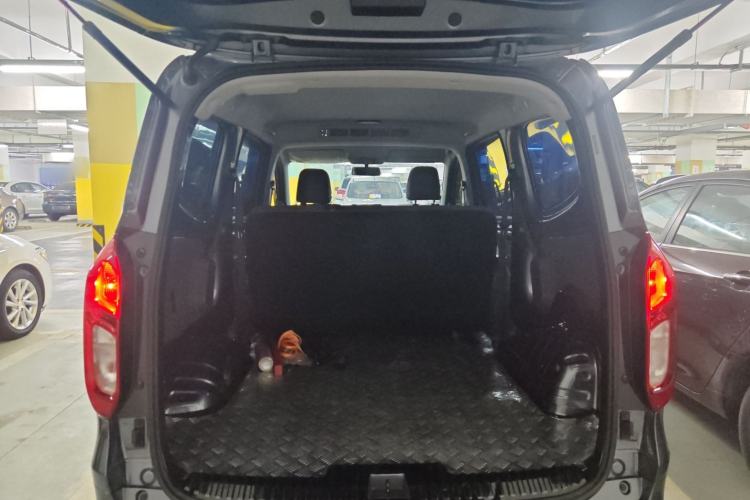 Used Wuling Hongguang New Energy 2024 All-Electric Model 300KM Standard Version
