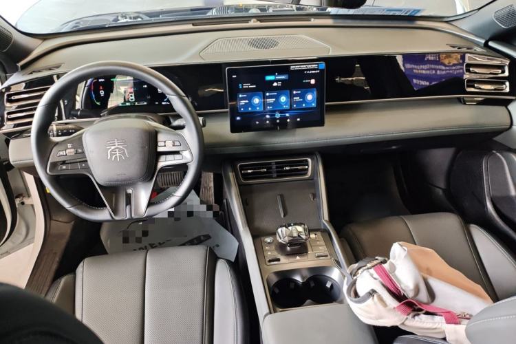 Used BYD Qin L 2024 DM-i 80KM Leading Model
