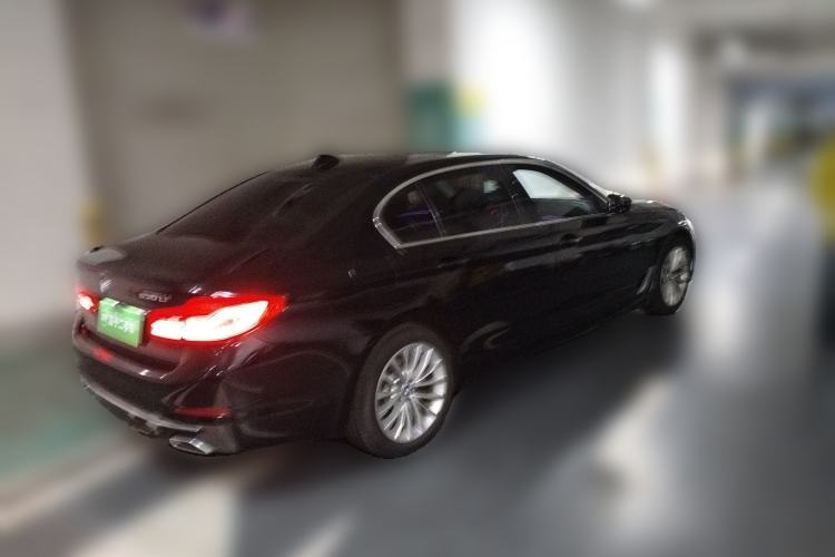 Used BMW 5 Series 2019 Facelifted 530Li Leading Edition Luxury Package
