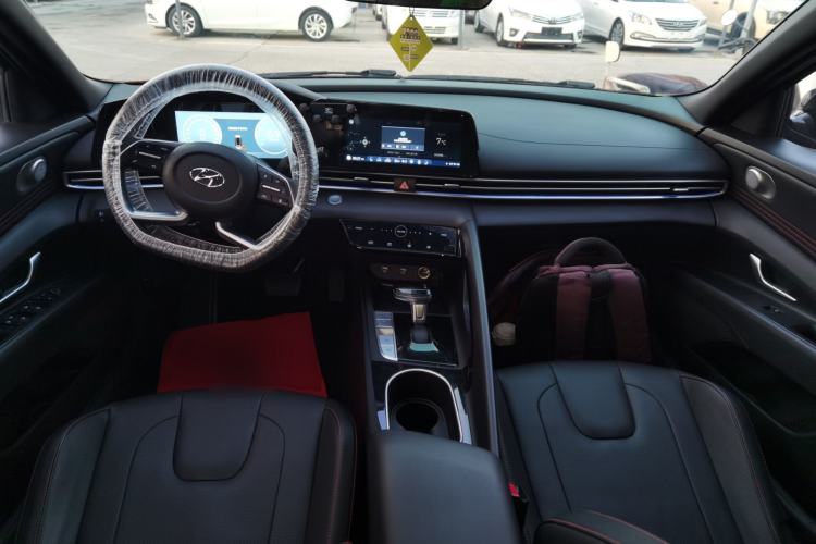 Used Hyundai Elantra 2022 1.5L CVT 20th Anniversary Edition