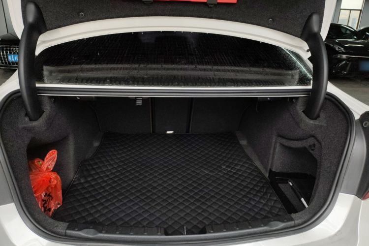 Used BMW 3 Series 2018 320Li Fashion Model