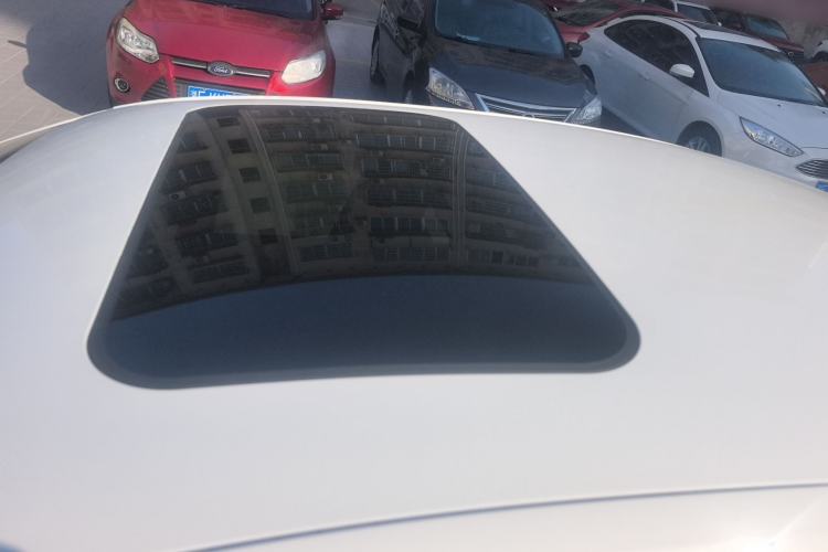 Used Volkswagen Sagitar 2016 230TSI 25th Anniversary Edition Roof