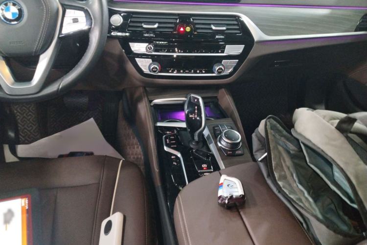 Used BMW 5 Series New Energy 2022 Updated Version 535Le Luxury Package
