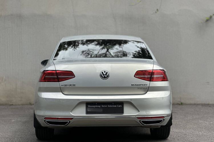 Used Volkswagen Magotan 2019 330TSI DSG Leading Model China VI Standard