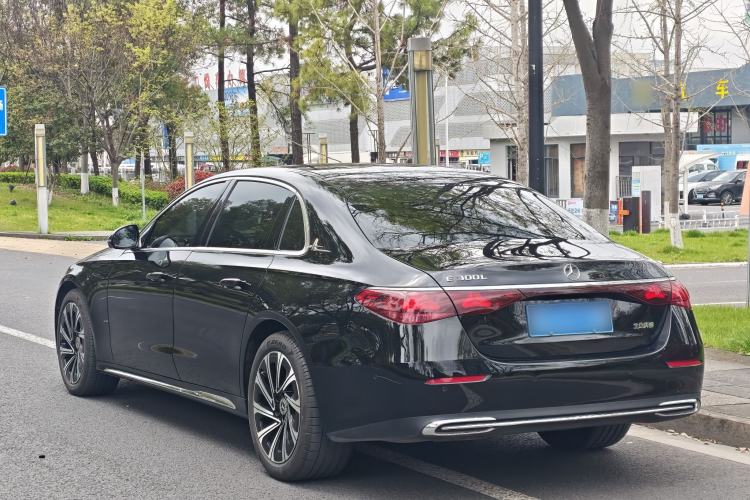 Used Mercedes-Benz E-Class 2025 E 300 L Luxury Model Exterior 4