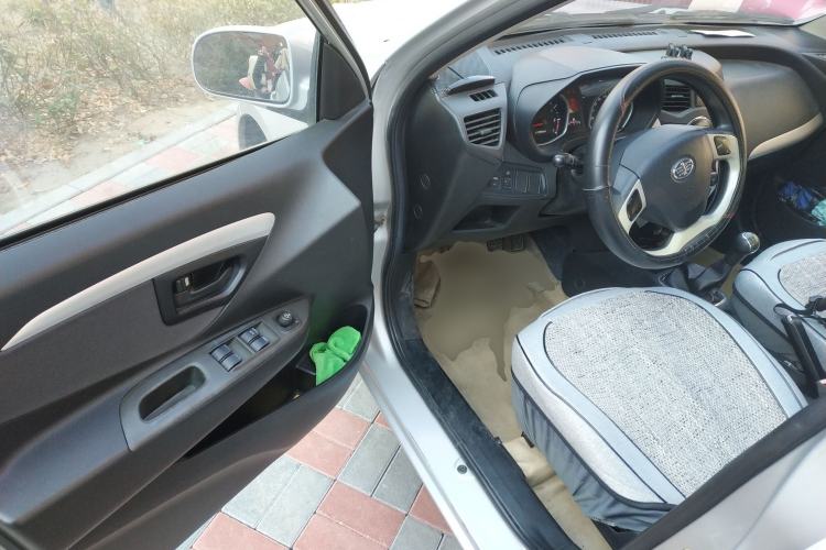 Used FAW Xiali N7 2013 1.3L Manual Luxury Model
