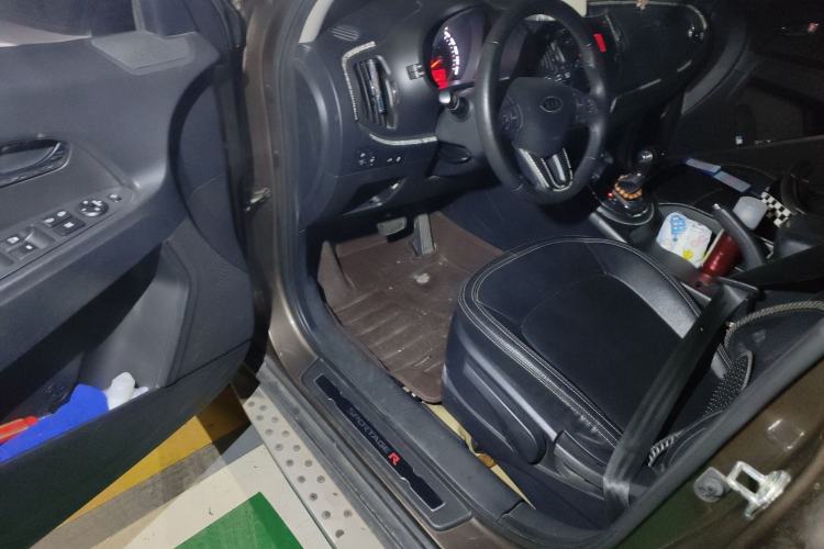 Used Kia Sportage R 2012 2.0L Automatic Two-Wheel Drive GLS
