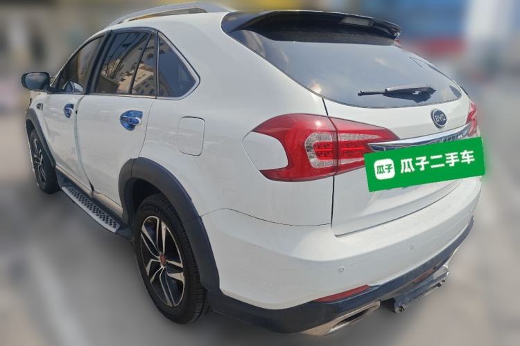 Used BYD Tang New Energy 2015 2.0T Four-Wheel-Drive Flagship Model