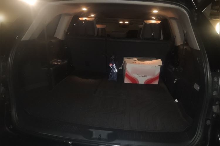 Used Toyota Highlander 2017 2.0T Four-Wheel Drive Ultimate Edition 7 Seats Trunk