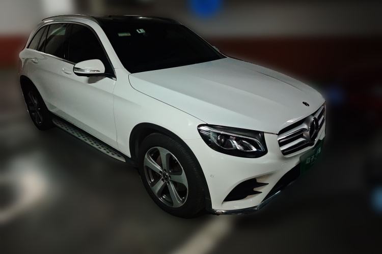 Used Mercedes-Benz GLC 2017 GLC 260 4MATIC Luxury Model
