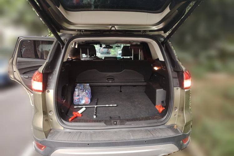 Used Ford Kuga 2013 2.0L GTDi Four-Wheel Drive Premium Model Trunk