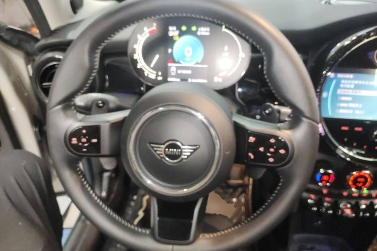 Used MINI MINI 2022 2.0T COOPER S Artist Five-Door Edition