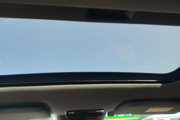 Used Dongfeng eπ eπ008 2025 210 Ultra Range-Extended Version 5 Seats
