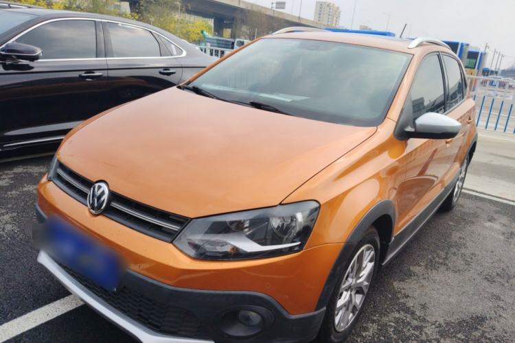 Used Volkswagen Polo 2016 1.6L Cross Polo Automatic