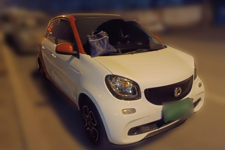 Used smart forfour 2016 0.9T 66 kW Pioneer Edition