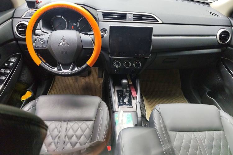 Used Mitsubishi ASX 2020 2.0L CVT Smart Edition Interior 2