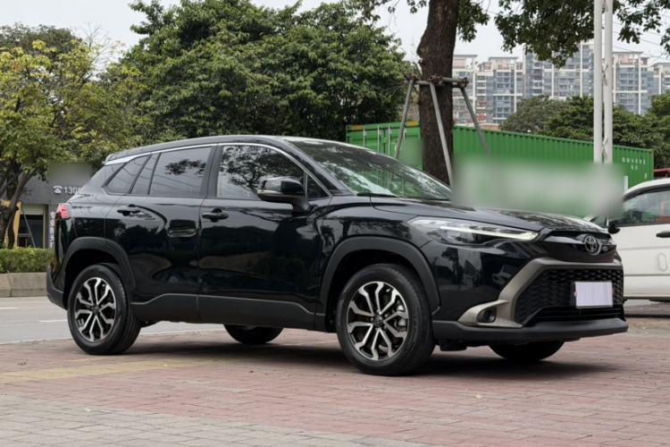 Used Toyota FRONTLANDER 2023 2.0L CVT Luxury Edition
