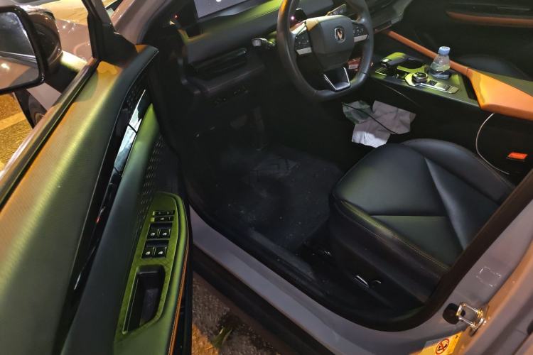 Used CHANGAN UNI-V 2022 1.5T Prestige Version Driver Seat