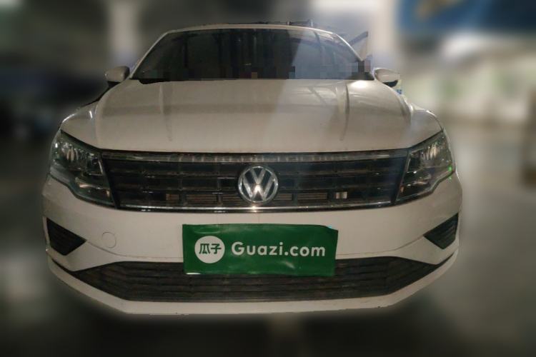 Used Volkswagen Jetta 2017 1.4L Manual Fashion Edition
