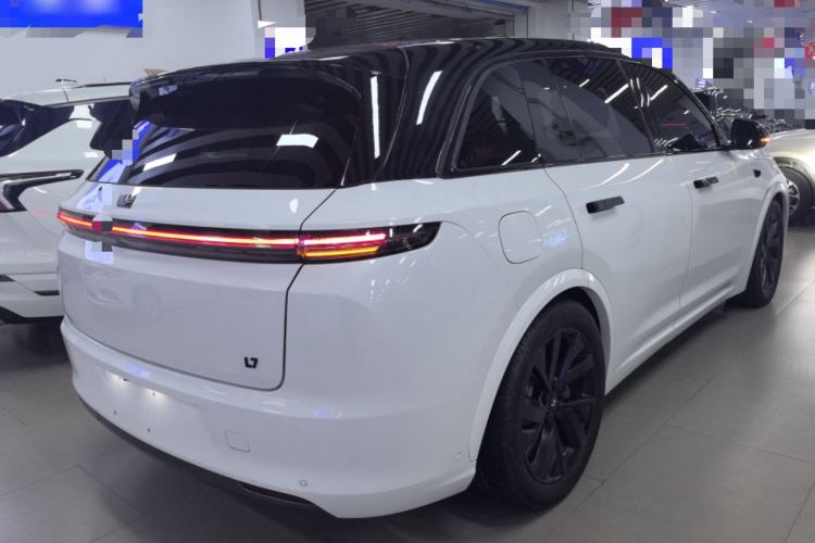 Used Li Auto L7 2023 Pro Model
