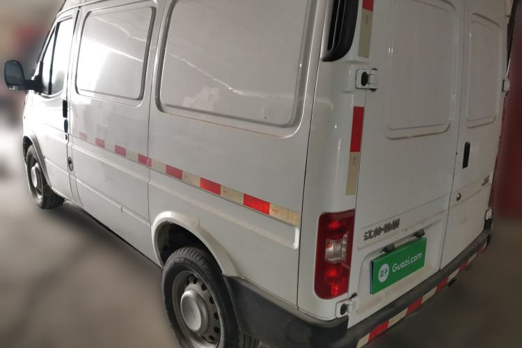 Used JMC Transit 2021 2.8T Space King Taurus Short Wheelbase Mid-Height 3-Seater Diesel Euro VI JX493
