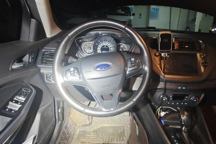 Used Ford Escort 2019 Revised Version 1.5L Automatic Enjoyment Type China VI Standard Steering Wheel