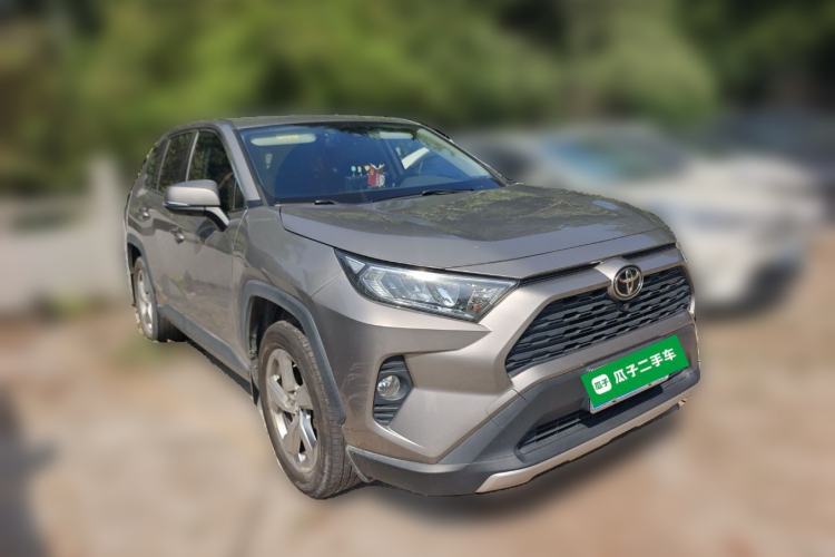 Used Toyota RAV4 2021 2.0L CVT Two-Wheel Drive Fashion PLUS Edition