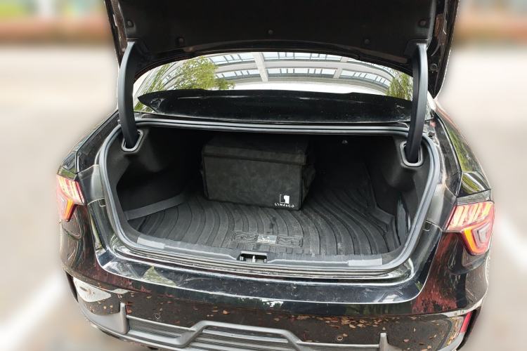 Used Lynk & Co 03 2022 1.5TD DCT JingPro Trunk