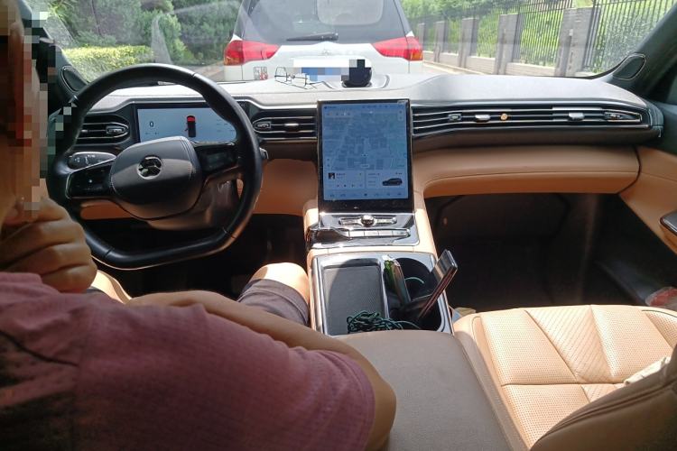 Used Nio ES8 2020 415 km Range 7-Seater Version
