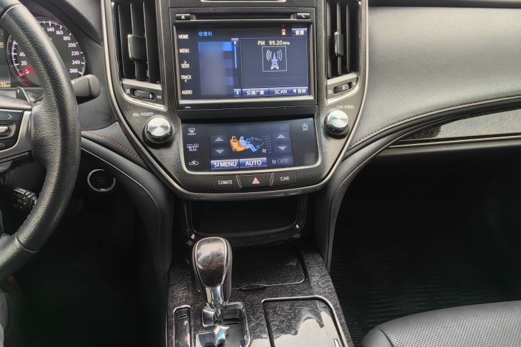 Used Toyota Crown 2018 2.0T Fashion Edition