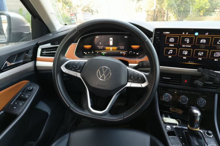 Used Volkswagen Bora 2023 200TSI DSG Smart Drive Version Steering Wheel