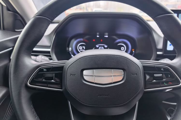 Used Geely Auto Emgrand 2025 4th Generation 1.5L CVT Longteng Edition
