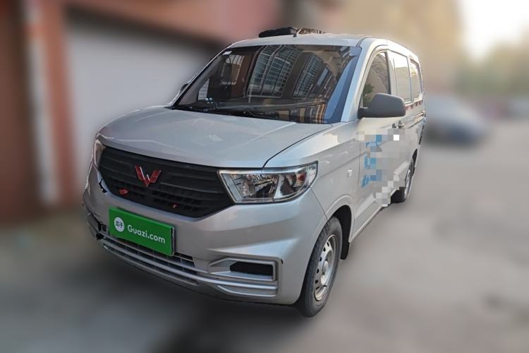 Used Wuling Hongguang V 2019 1.5L Jingqu Edition Sealed-Window Vehicle China VI LAR