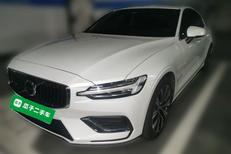 Used Volvo S60 2024 B4 Zhiyuan Luxury Edition