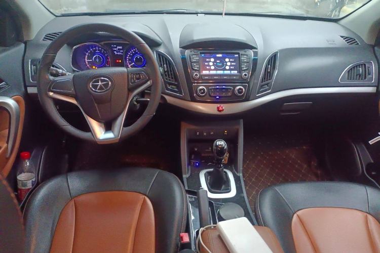 Used JAC Refine S5 2014 2.0T Manual Luxury Edition