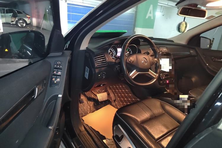 Used Mercedes-Benz R-Class 2017 R 320 4MATIC Luxury Collection Edition