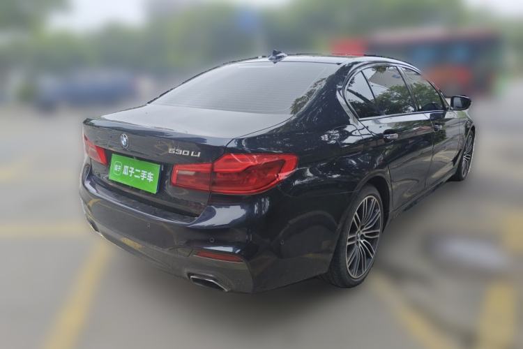 Used BMW 5 Series 2018 Restyled 530Li Luxury Edition M Sport Package
