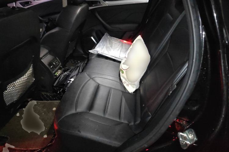 Used Haval H7 2016 Blue-Label H7 2.0T Automatic Elite Model Left Rear Seat