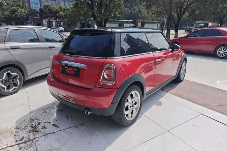 Used MINI MINI 2011 1.6L COOPER Fun

