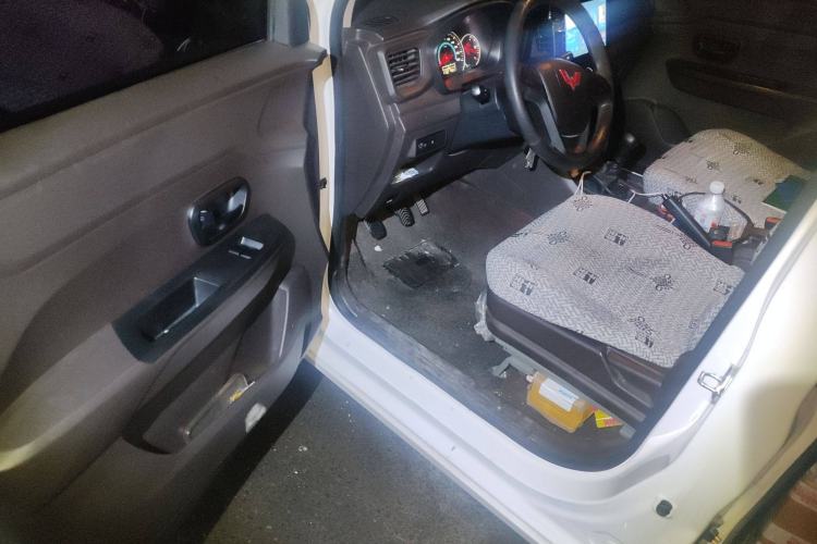 Used Wuling Hongguang V 2022 1.5L Enjoy Edition Electric-Powered LAR
