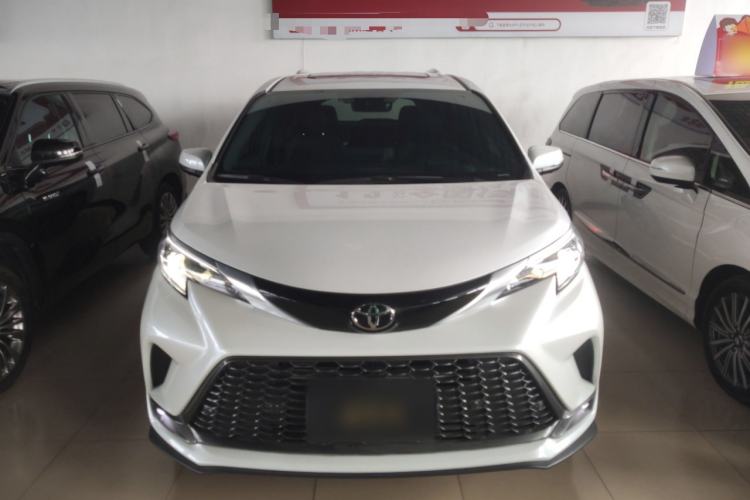 Used Toyota Granvia 2024 2.5L Hybrid Prestige PLUS Edition Front