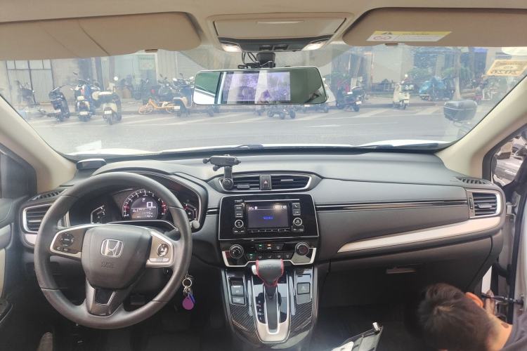 Used Honda CR-V 2019 240TURBO CVT 2WD Comfort Version China V Center Console