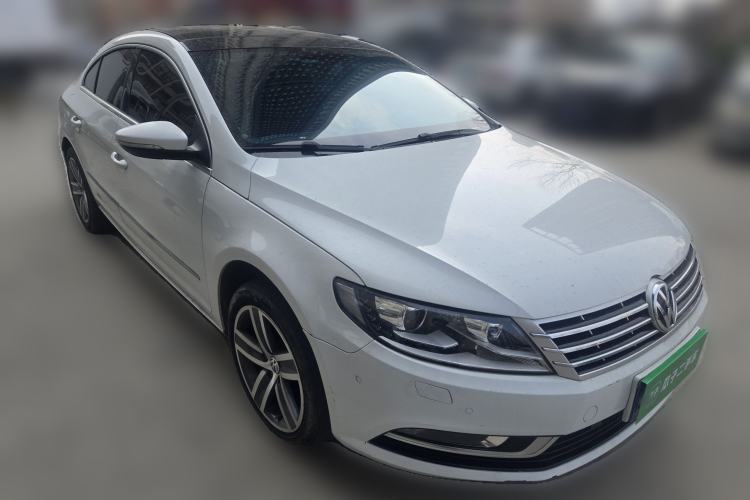 Used Volkswagen FAW-Volkswagen CC 2013 2.0 TSI Luxury Model Front Right 45 Deg
