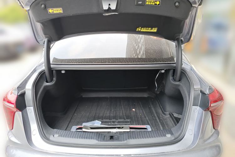 Used Hongqi H5 2024 1.5T DCT Smart Connect Flagship Edition