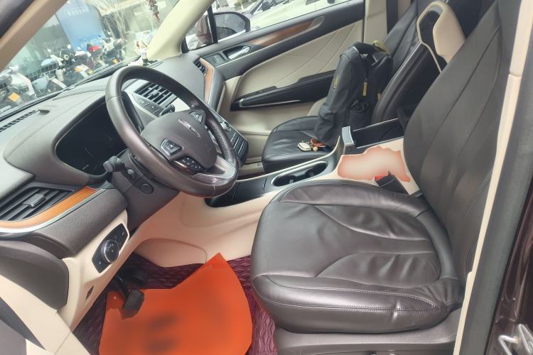 Used Lincoln MKC 2014 2.0T Two-Wheel-Drive Luxury Edition
